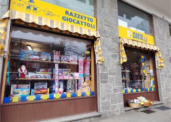 NEGOZIO IN CENTRO A TESTONA